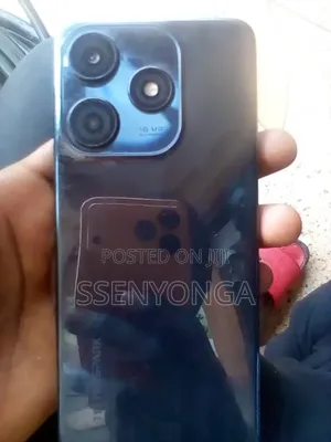 Tecno Spark 10 5G 128 GB Black