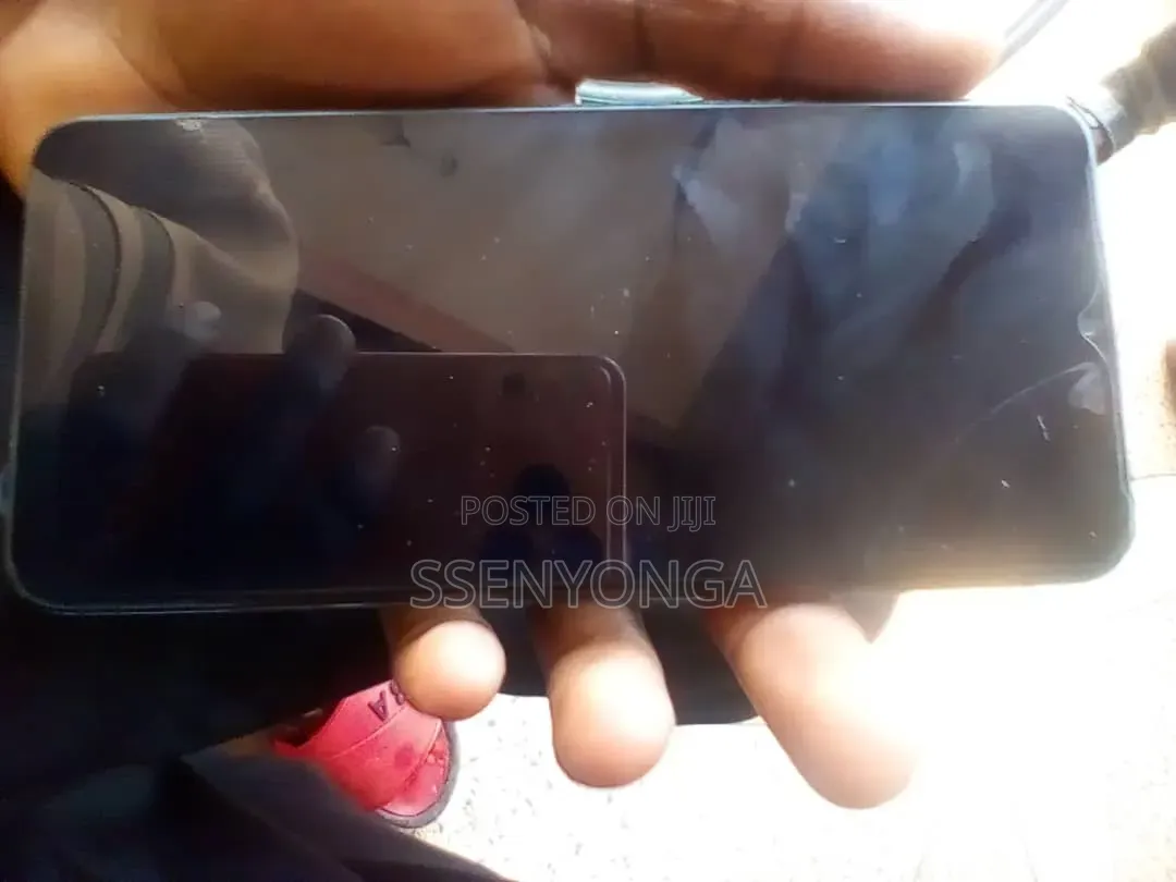 Tecno Spark 10 5G 128 GB Black