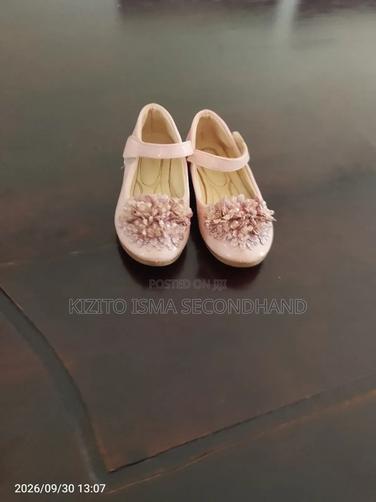 Secondhand Shoes