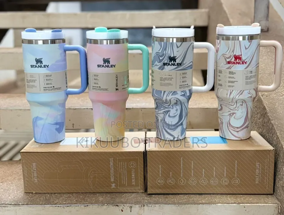 Stanley Quencher H2.0 FlowState Tumblers (40 Oz)