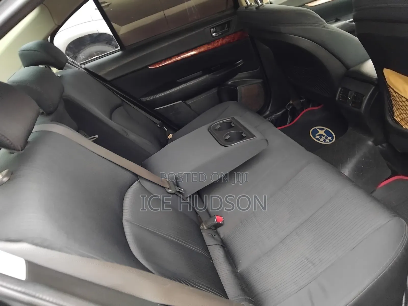 Subaru Legacy 2011 Black
