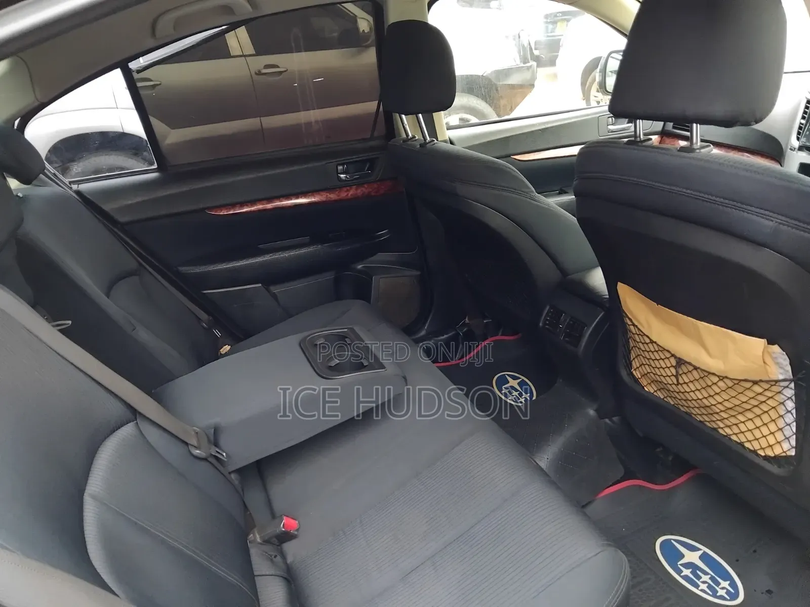 Subaru Legacy 2011 Black