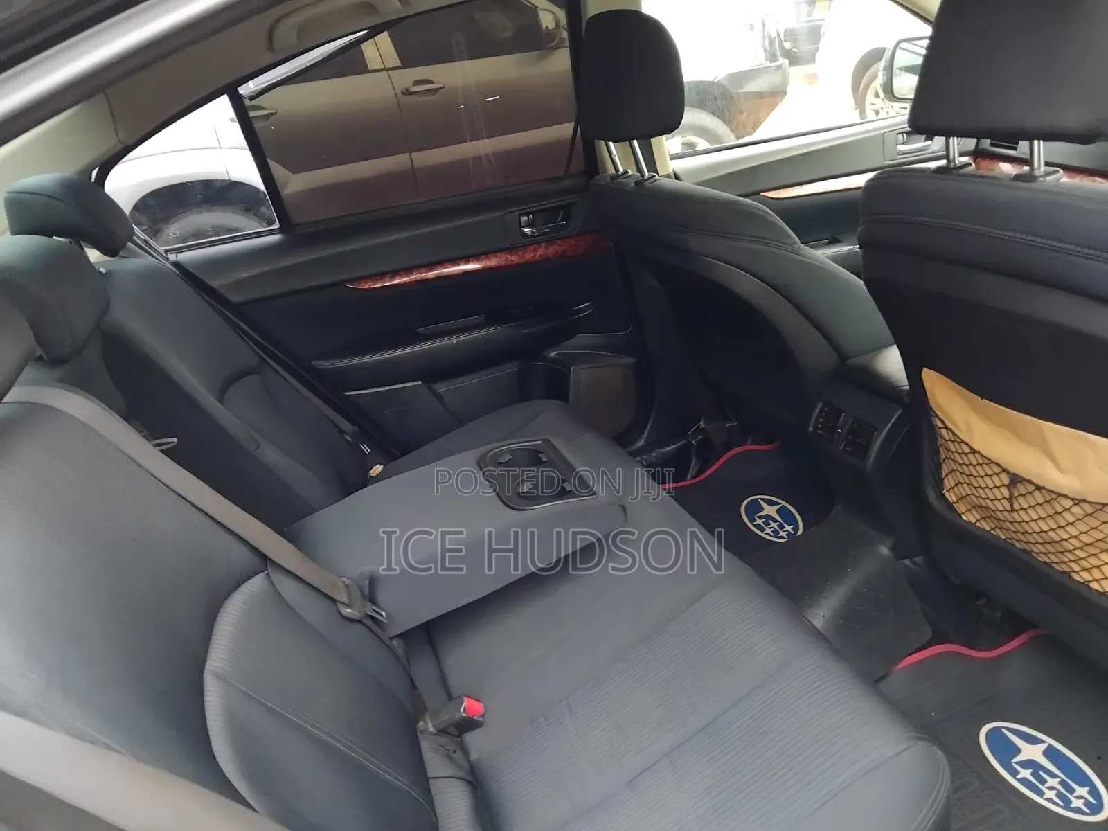 Subaru Legacy 2011 Black