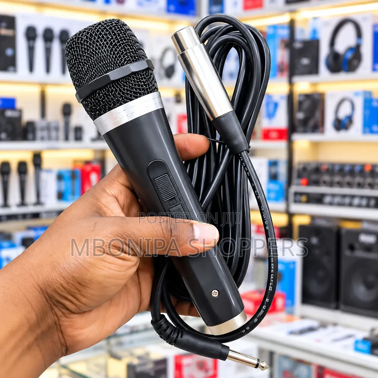OWWAGE Professional Wired Microphone – Clear Sound for Every Occasion