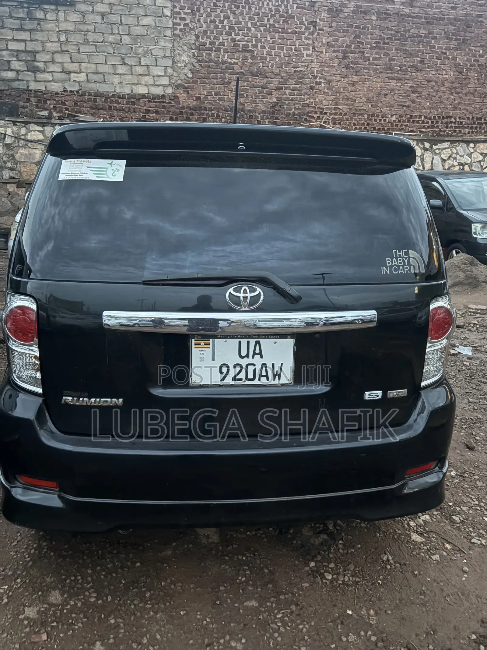 Toyota Corolla Rumion Hatchback 1.8 AWD 2011 Matt Black