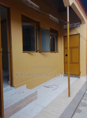 1bdrm House in Kawempe Jinjakarori for rent