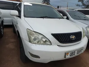 Toyota Harrier 2006 White