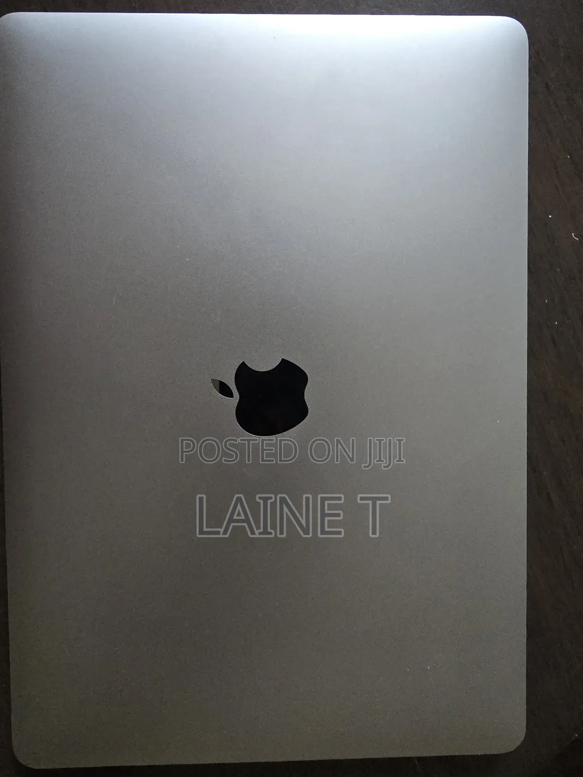 New Laptop Apple MacBook 2020 8GB Apple M1 SSD 256GB
