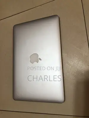 Laptop Apple MacBook Air 4GB Intel Core i5 HDD 128GB