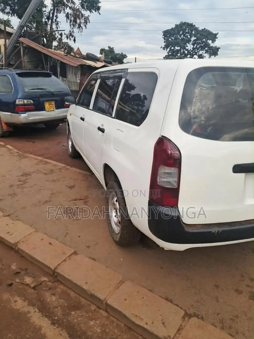 Toyota Probox 1.5 CNG 2WD 2007 White