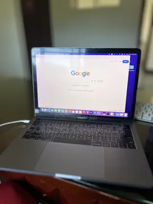 Laptop Apple MacBook Pro 2017 16GB Intel Core i7 SSD 256GB