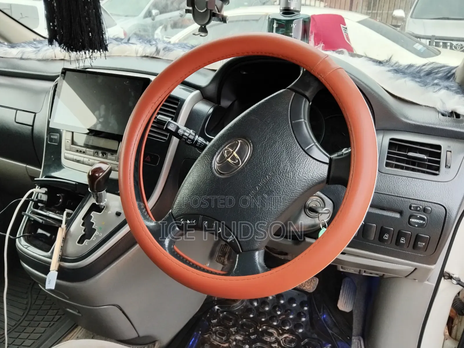 Toyota Alphard 2007 White