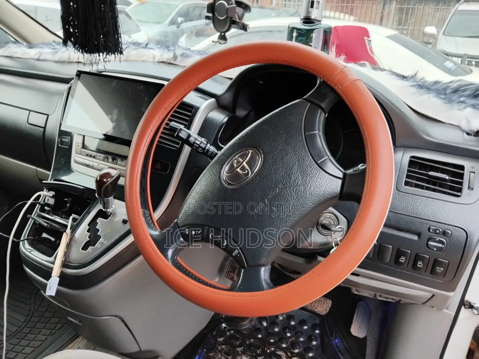 Toyota Alphard 2007 White