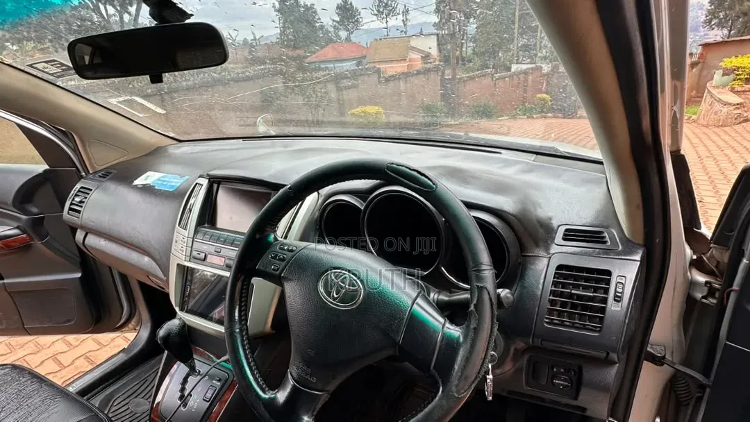 Toyota Harrier 2003 Silver