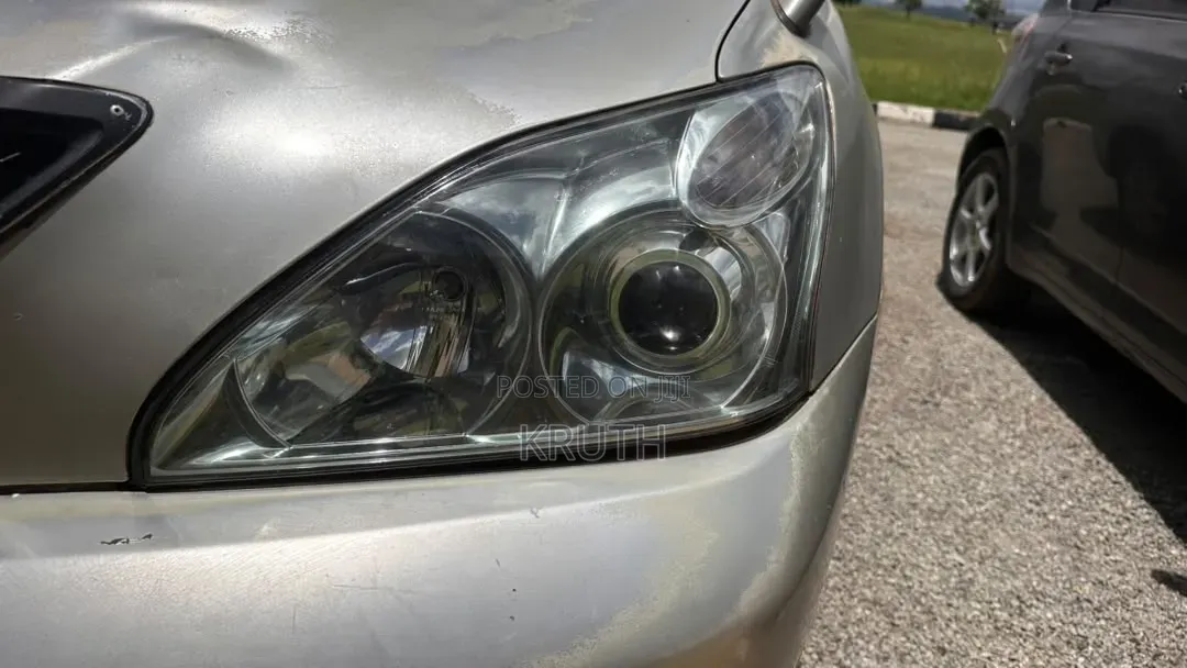 Toyota Harrier 2003 Silver