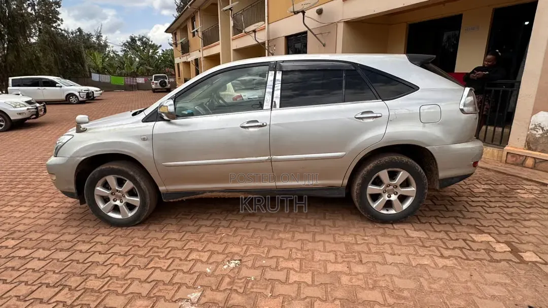 Toyota Harrier 2003 Silver