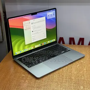 Laptop Apple MacBook Air 2022 M2 8GB Apple M2 SSD 512GB