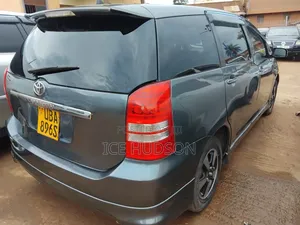 Toyota Wish 2005 Gray