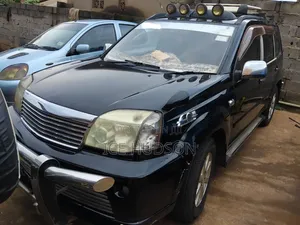 Nissan X-Trail 2004 Black