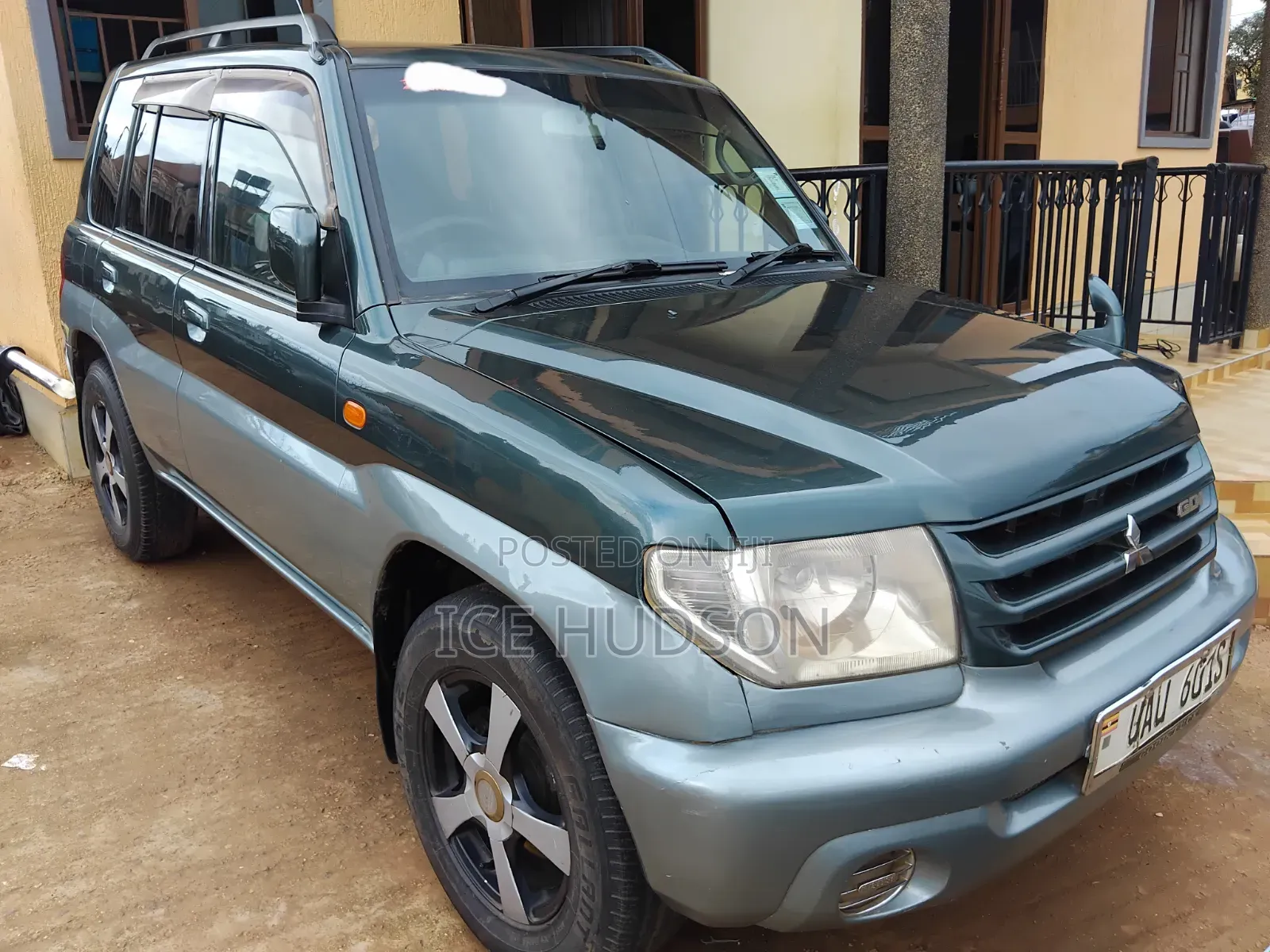 Mitsubishi Pajero IO 2003 Green
