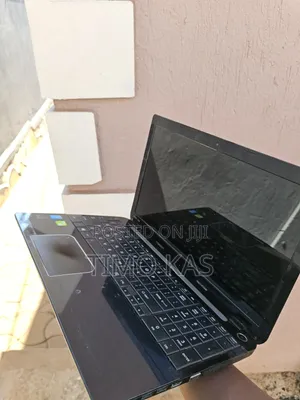 Laptop Toshiba Satellite L50 8GB Intel Core i7 HDD 320GB