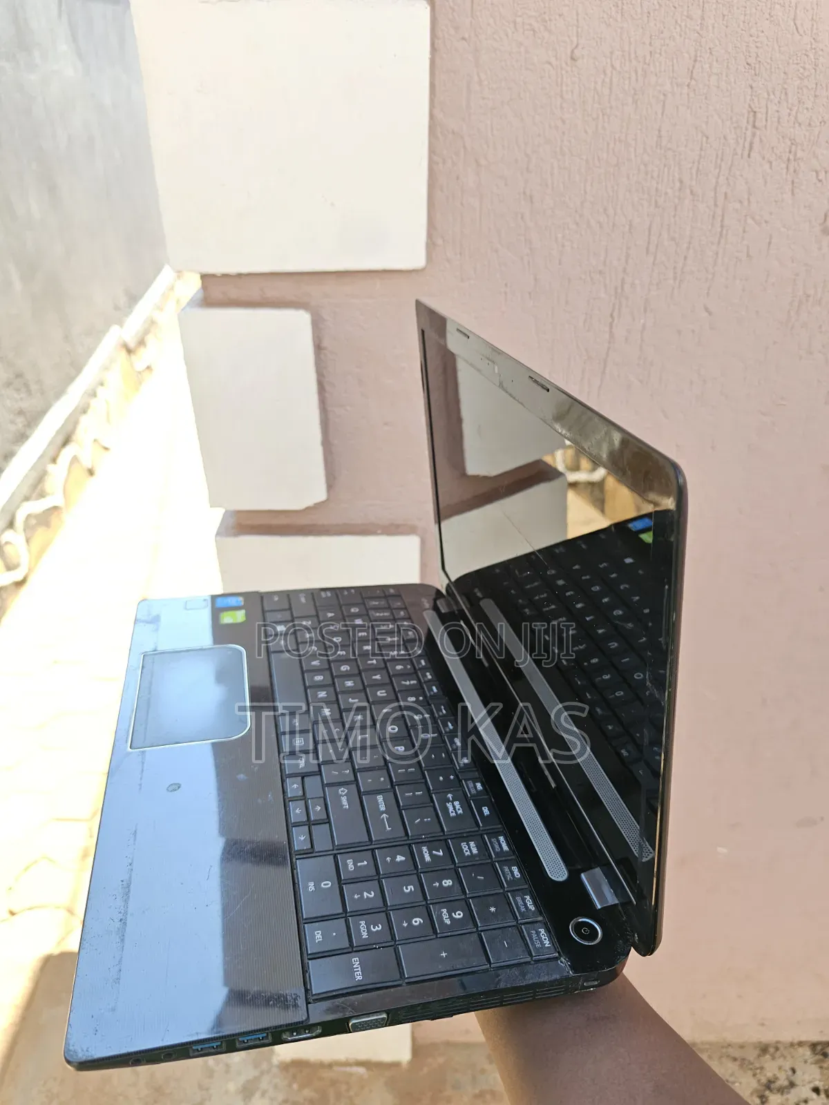Laptop Toshiba Satellite L50 8GB Intel Core i7 HDD 320GB