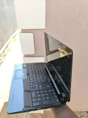 Laptop Toshiba Satellite L50 8GB Intel Core i7 HDD 320GB