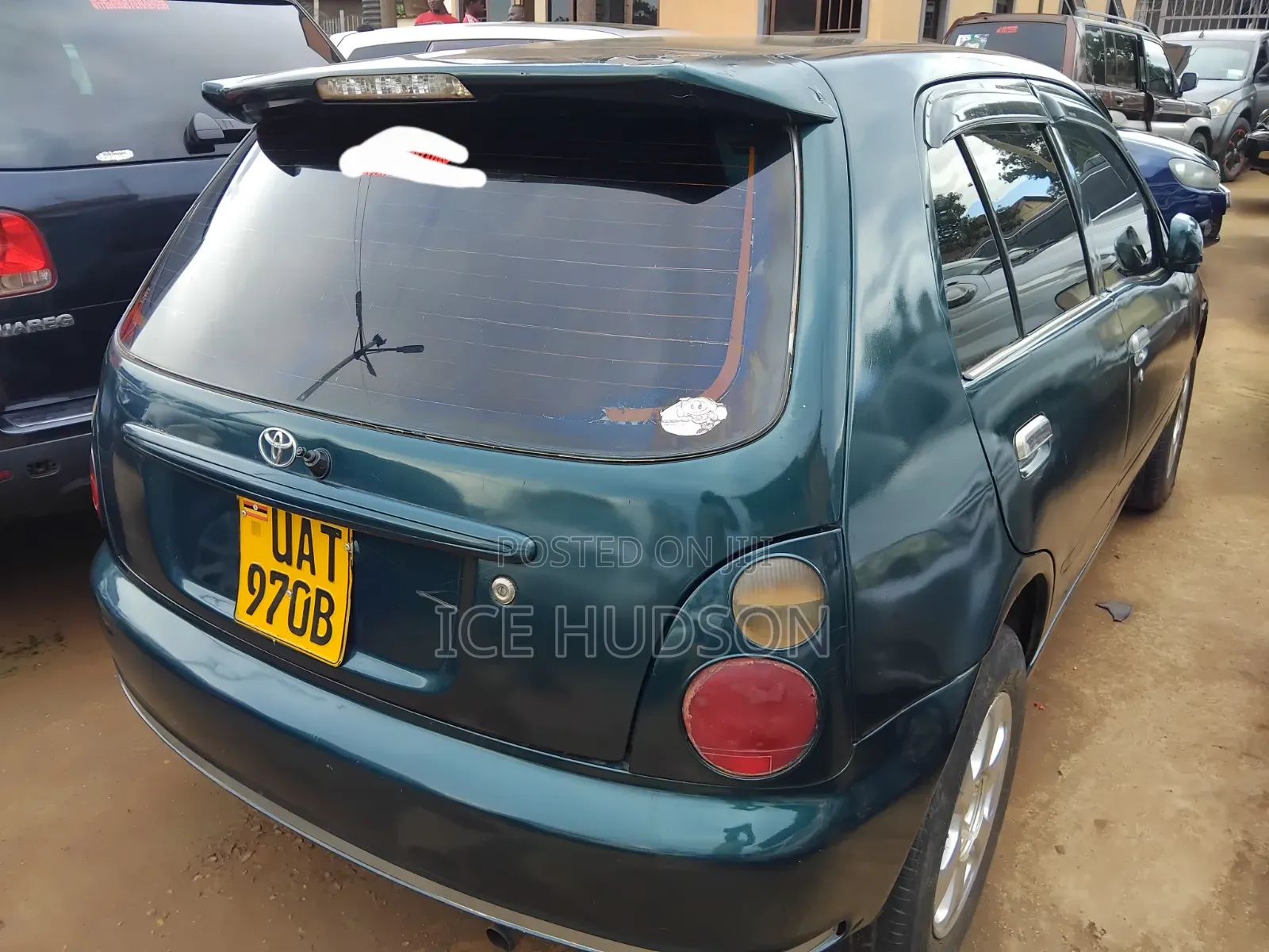 Toyota Starlet 2000 Green