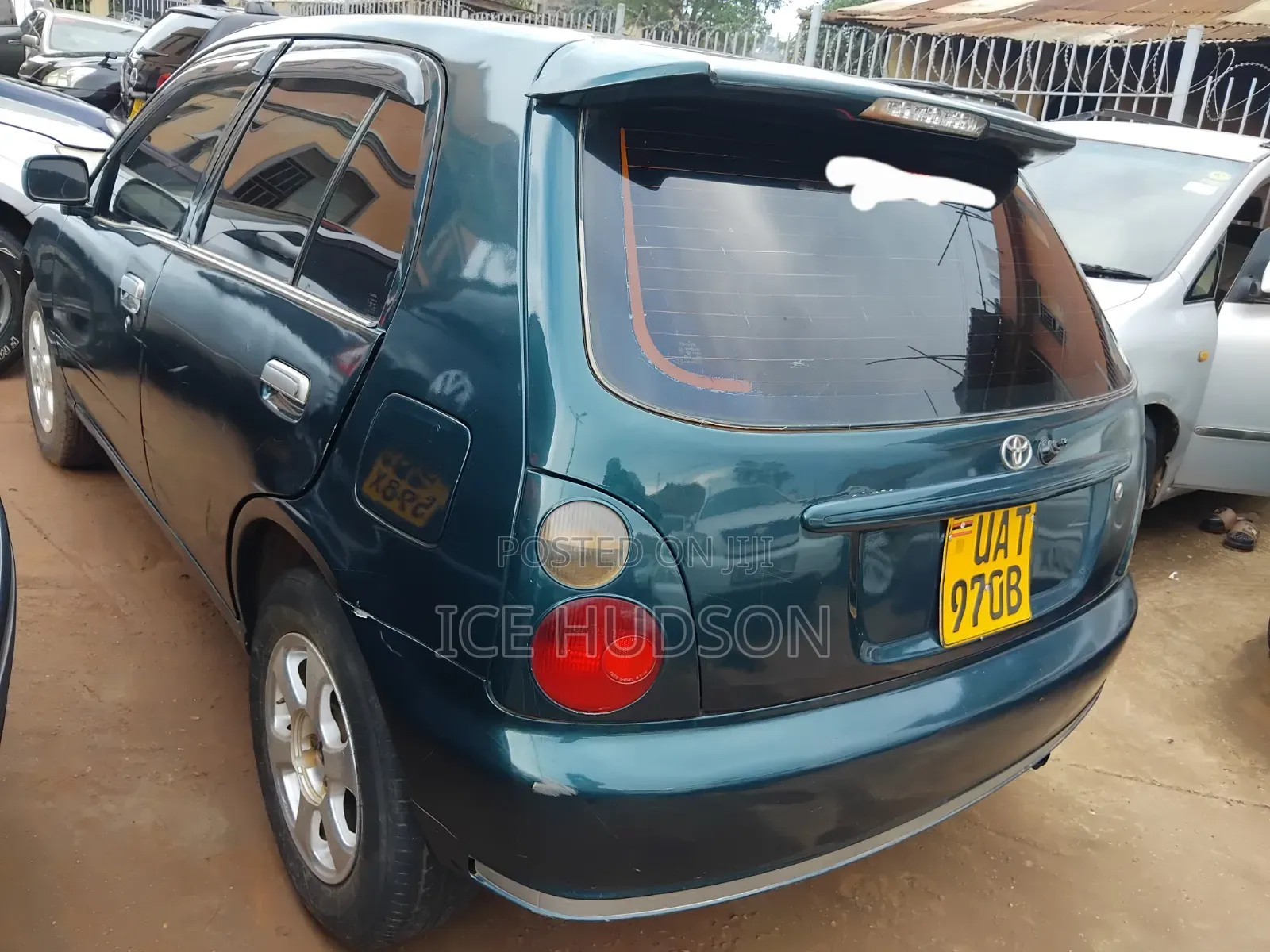 Toyota Starlet 2000 Green