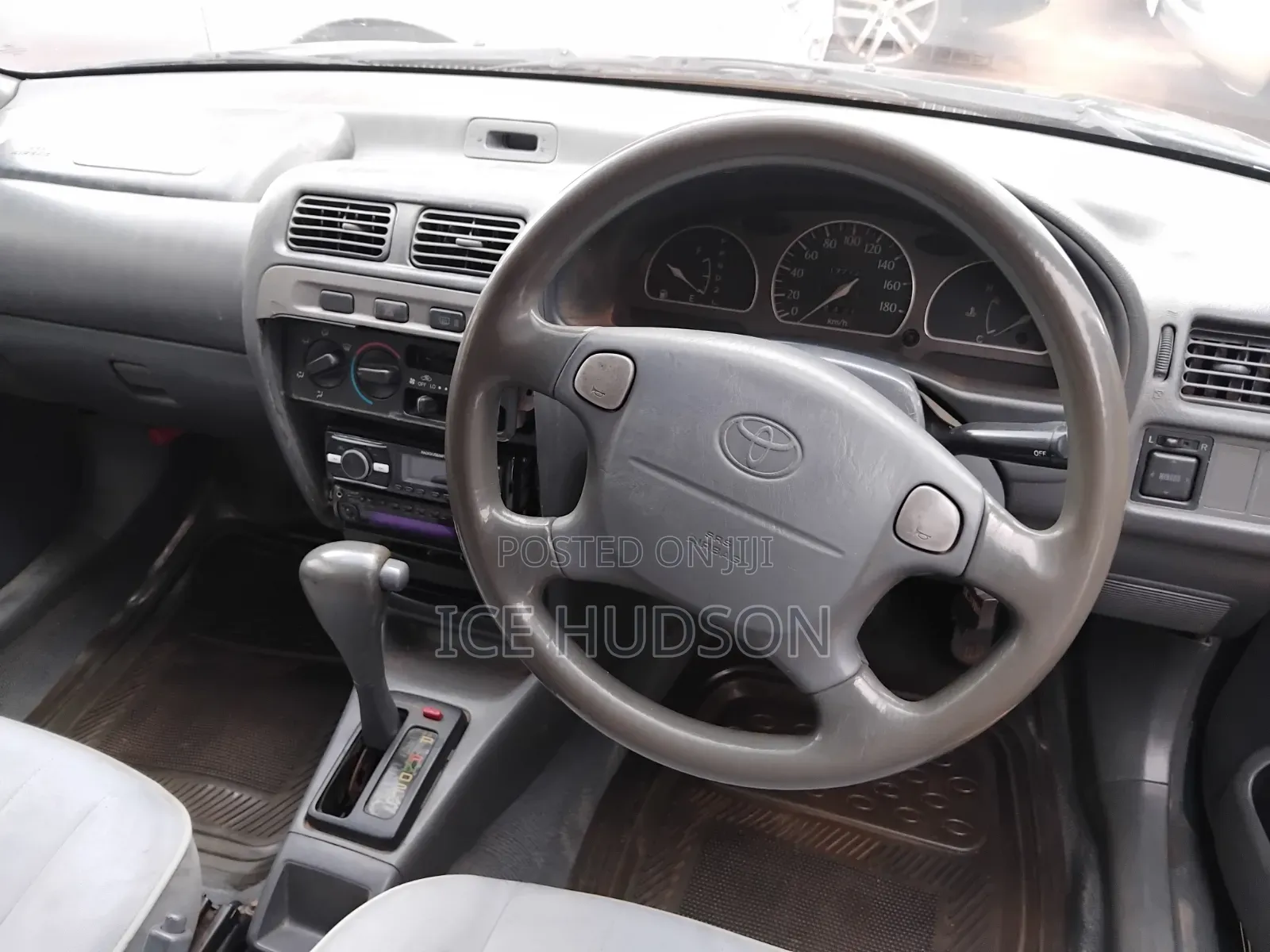 Toyota Starlet 2000 Green