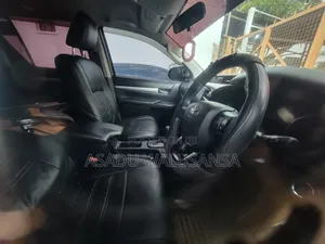Toyota Hilux 2016 Green