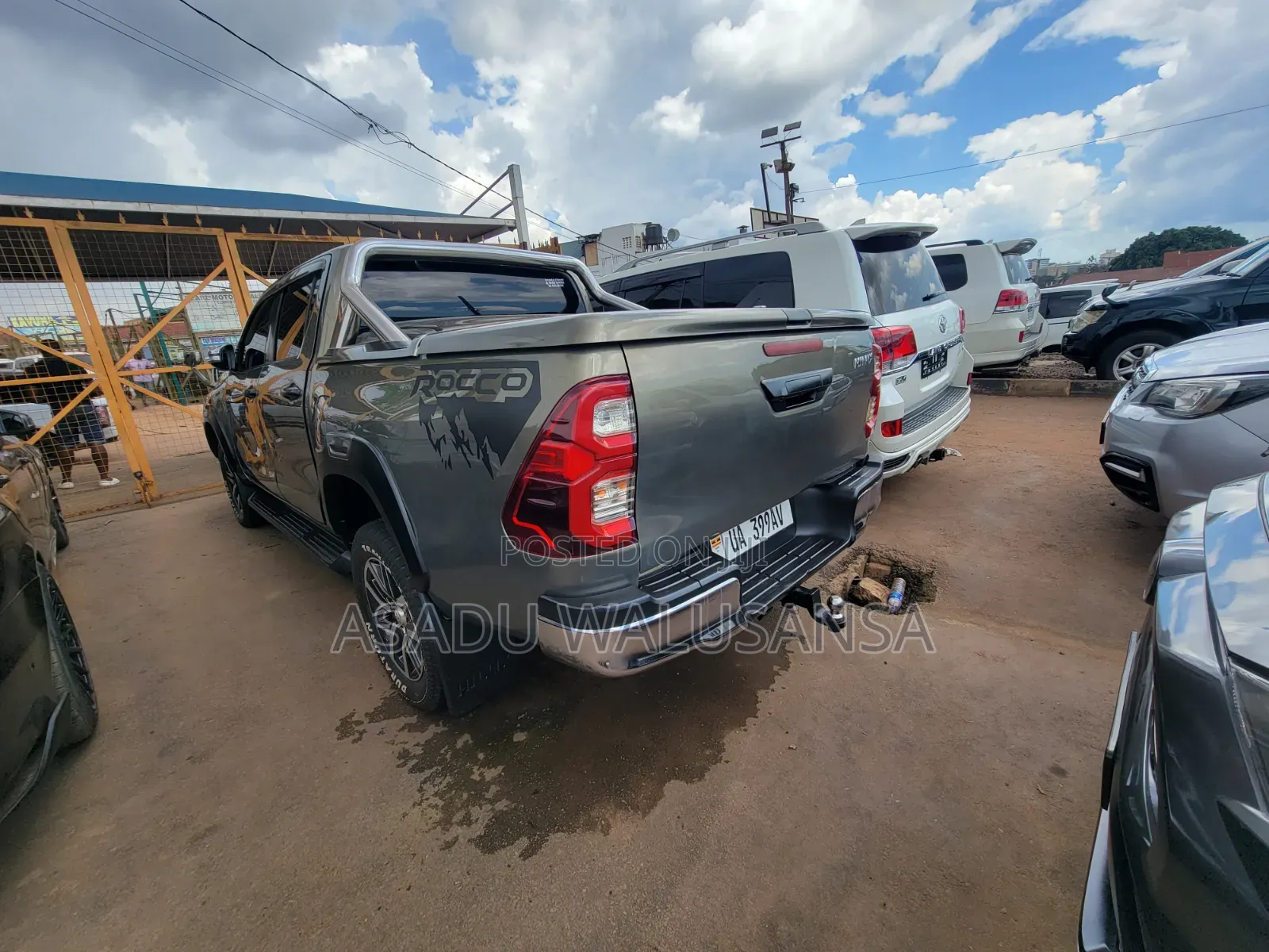 Toyota Hilux 2016 Green
