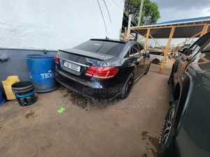 Mercedes-Benz E300 2015 Black