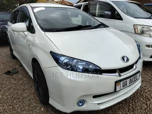 Toyota Wish 2012 White