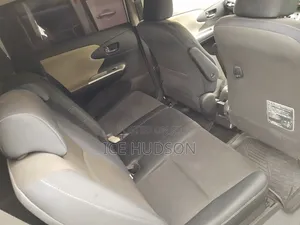 Toyota Wish 2012 White