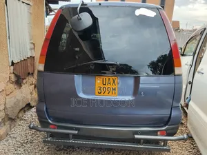 Toyota TownAce Noah 2001