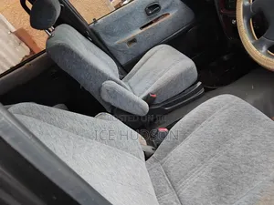 Toyota TownAce Noah 2001