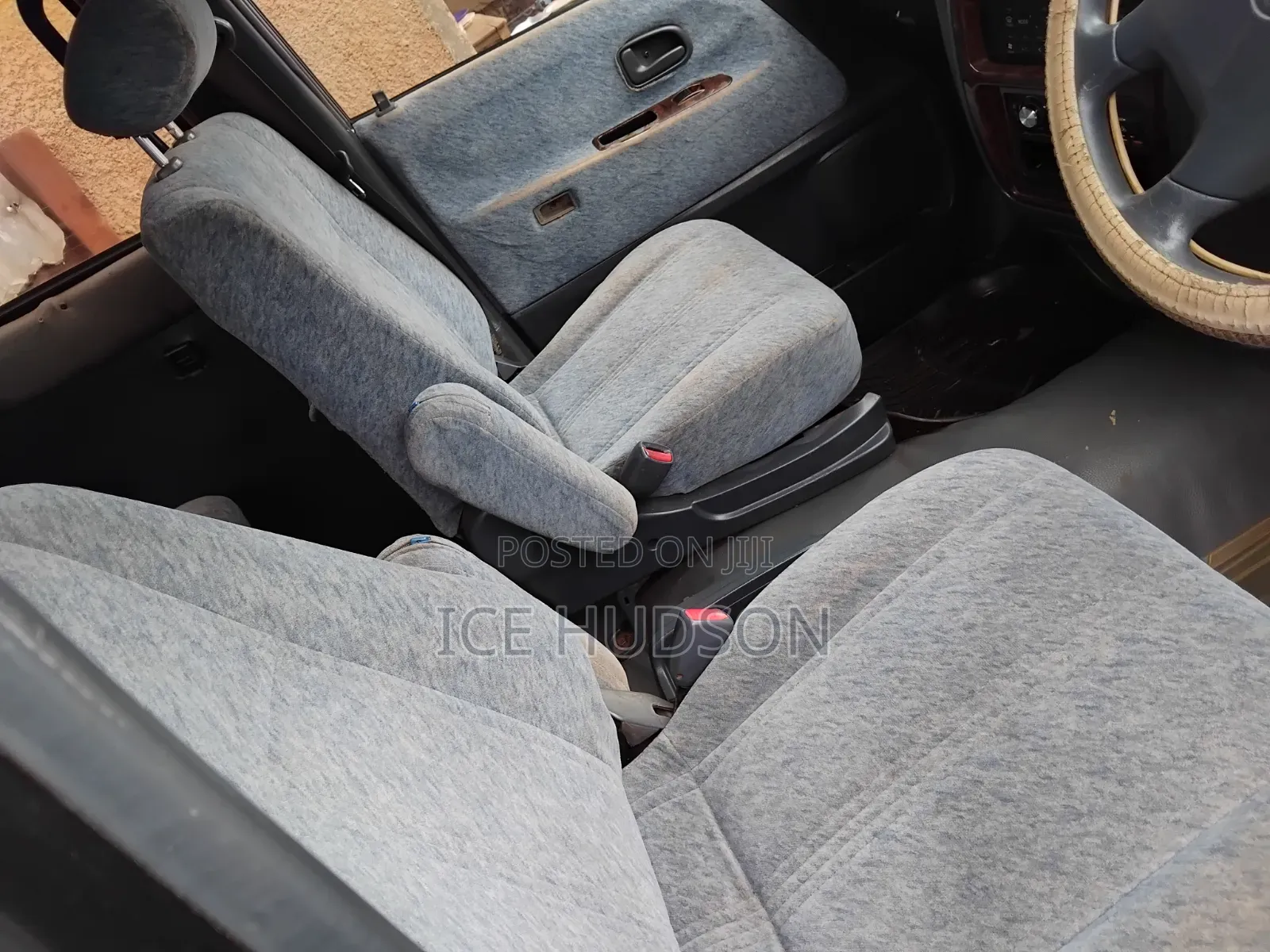 Toyota TownAce Noah 2001