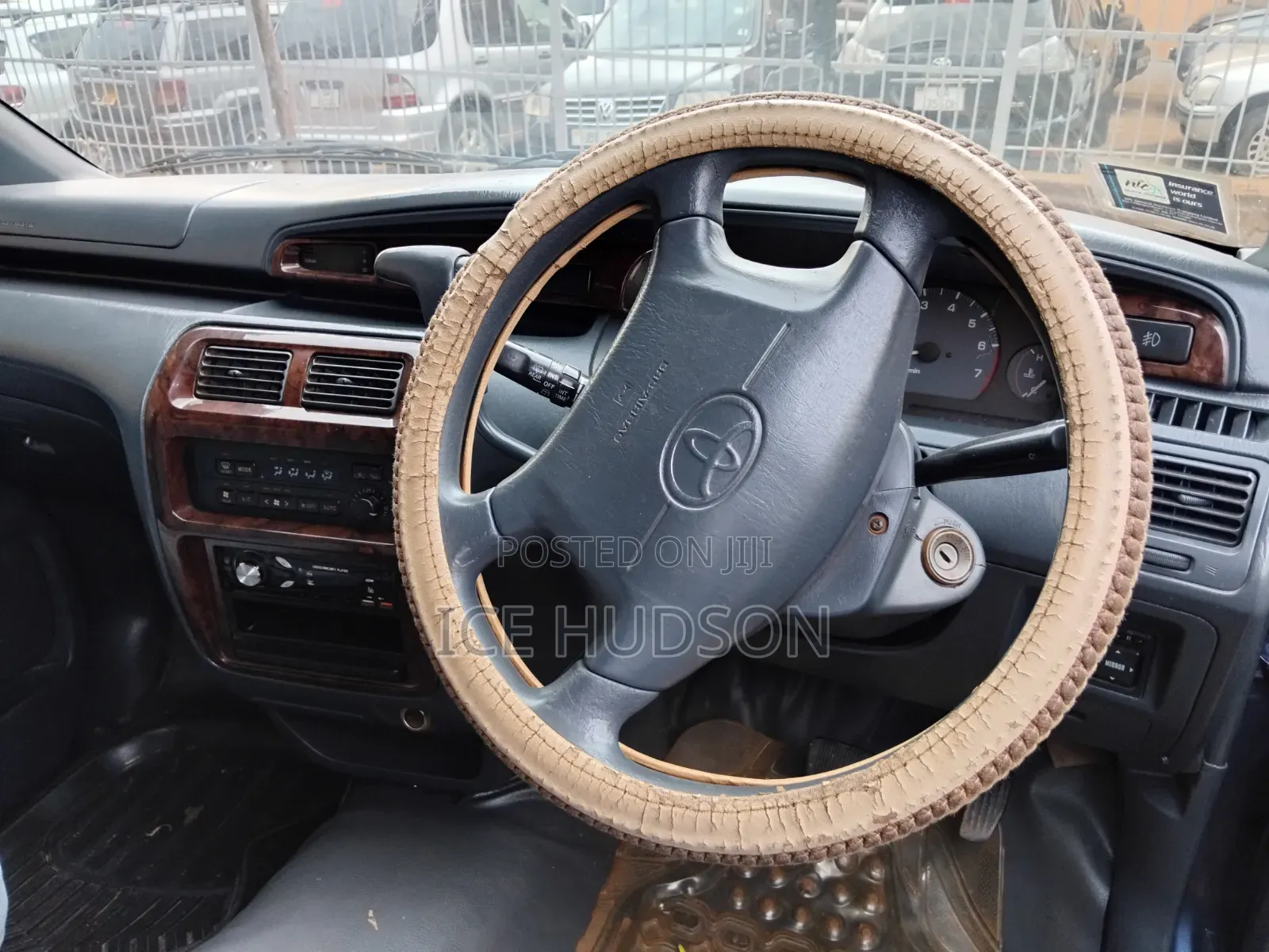 Toyota TownAce Noah 2001