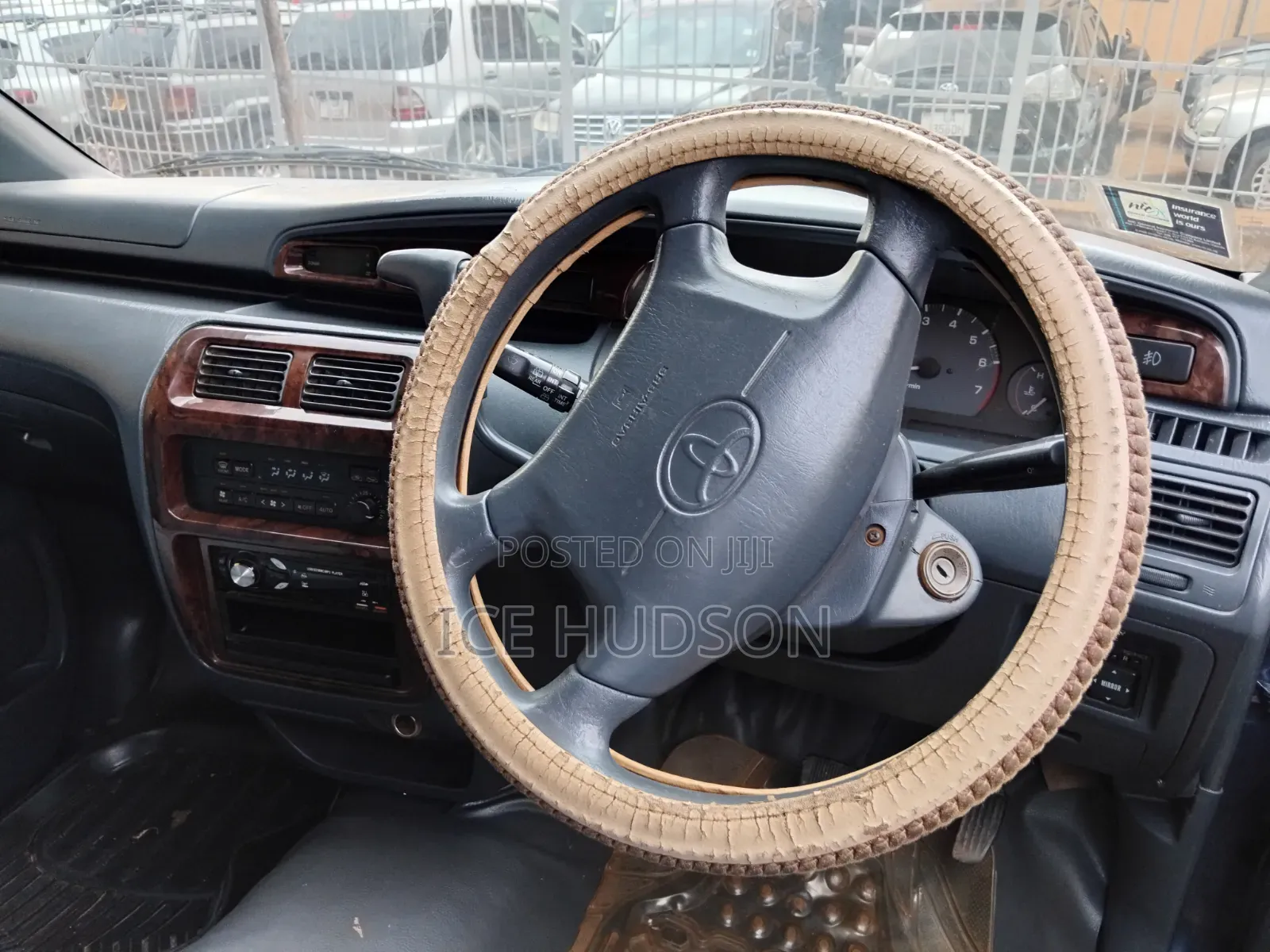 Toyota TownAce Noah 2001