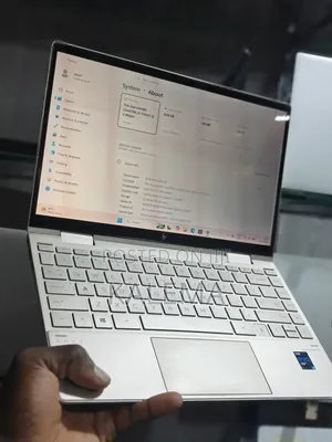 New Laptop HP Envy x360 8GB Intel Core i5 SSD 256GB