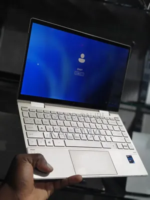 New Laptop HP Envy x360 8GB Intel Core i5 SSD 256GB