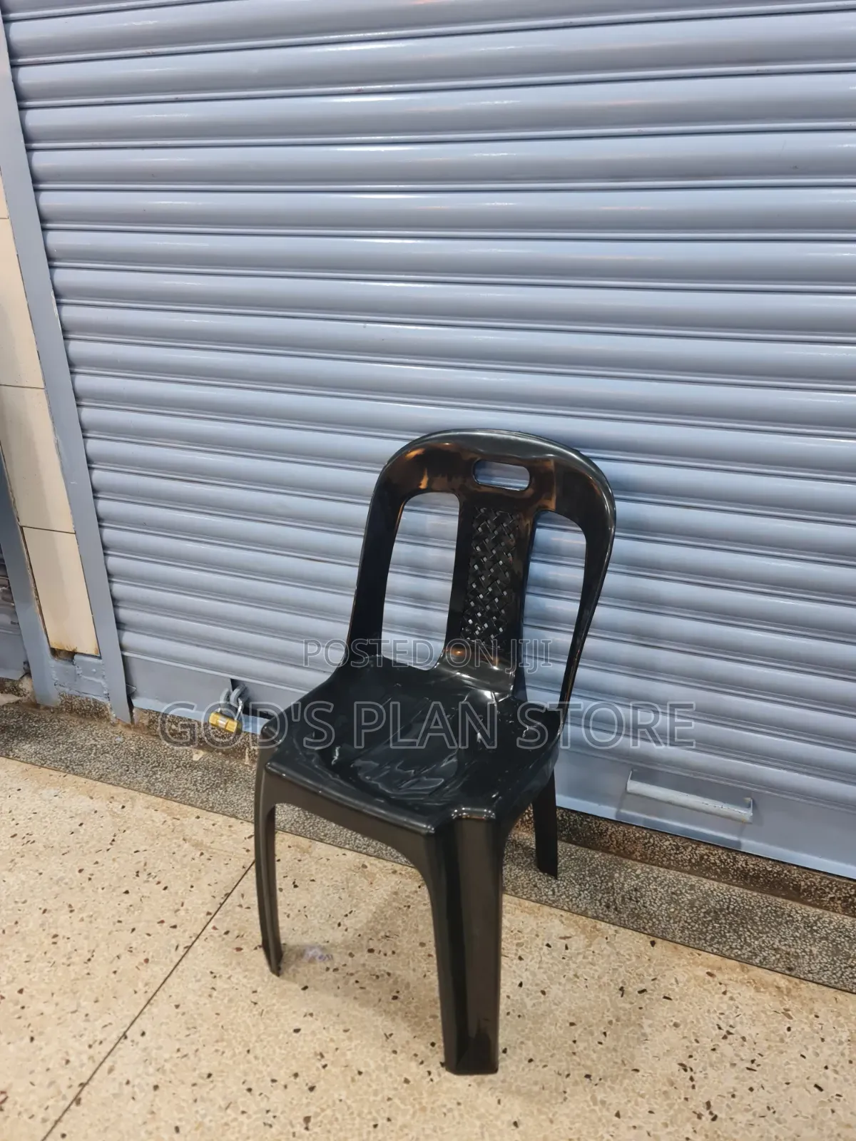 1pcs Rare Plastic Chairs Plastic Chairs