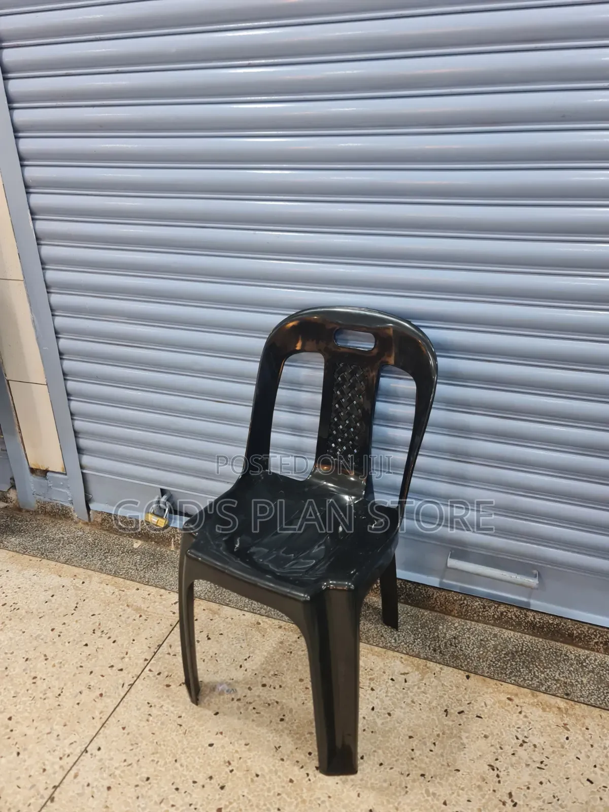 1pcs Rare Plastic Chairs Plastic Chairs