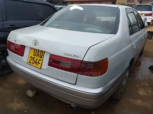 Toyota Corona Premio 2000 White