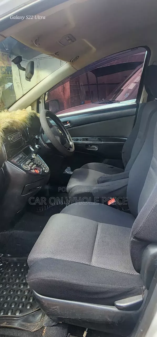 Toyota Wish 2007 Silver