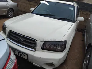 Subaru Forester 2005 Off white