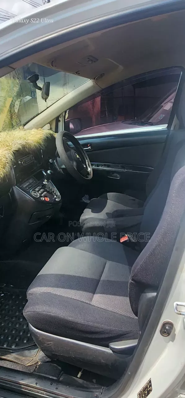 Toyota Wish 2007 Silver