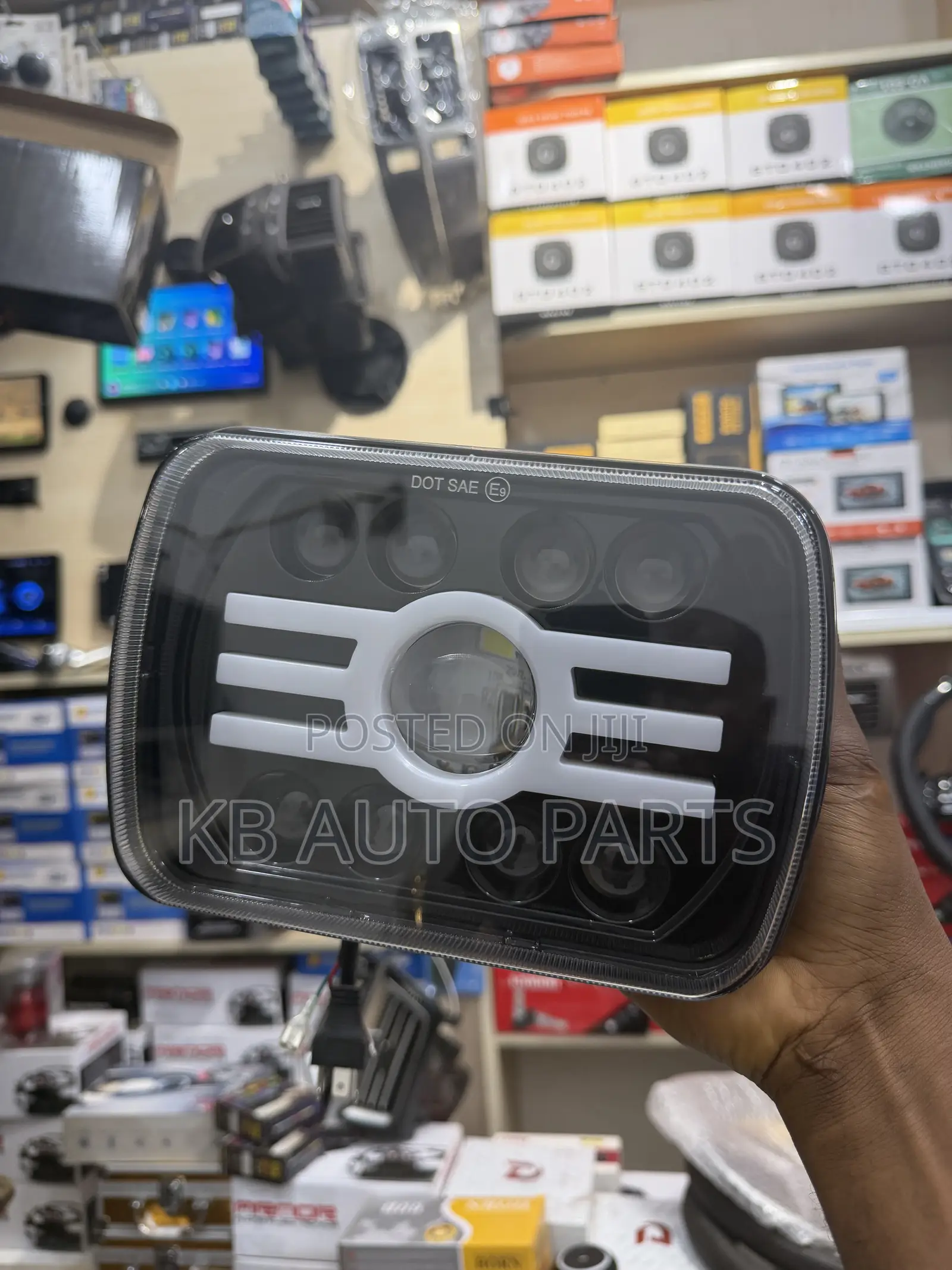 High/Low Sealed Beam Replacement Headlamp
