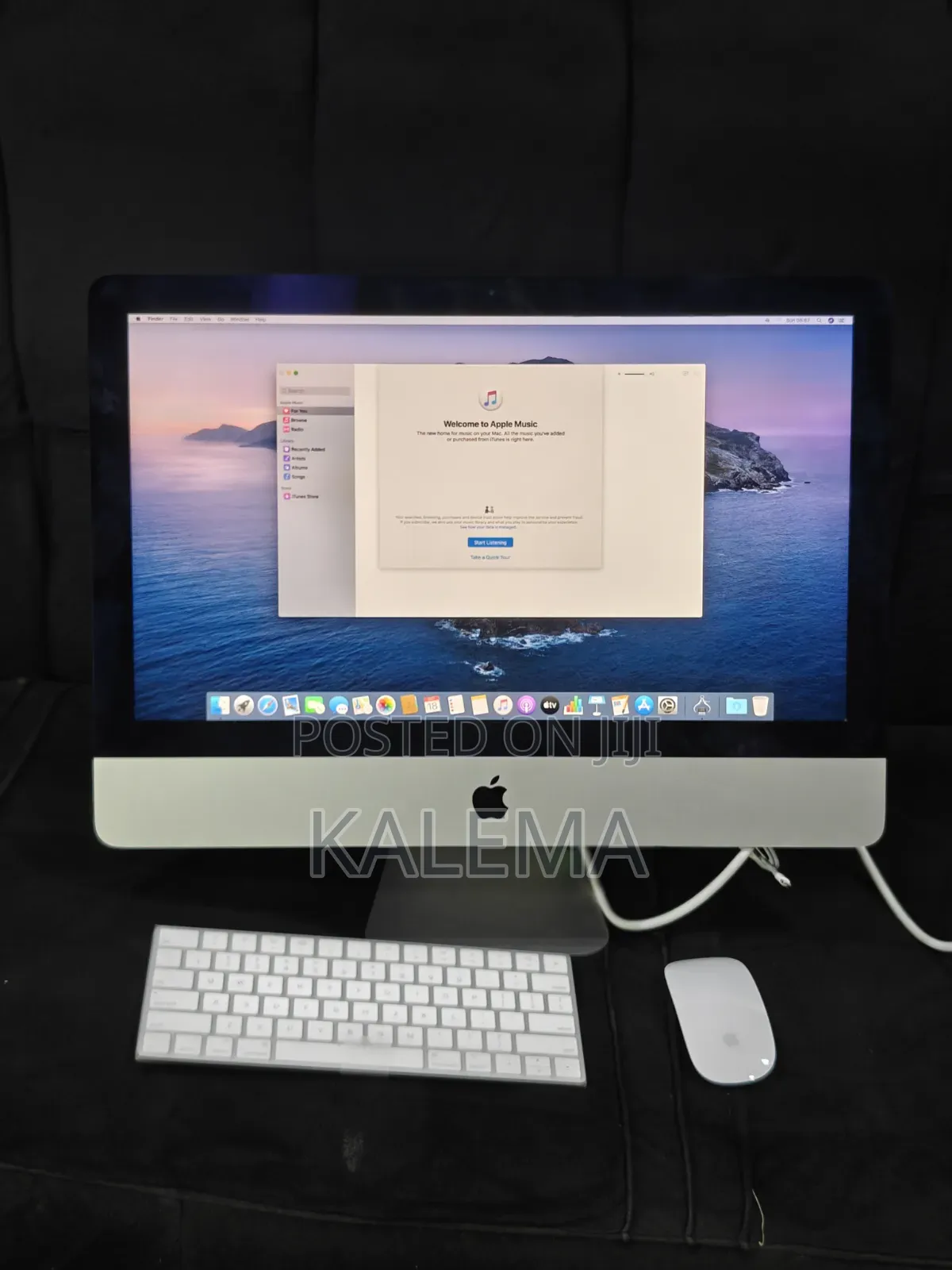 New Desktop Computer Apple iMac 8GB Intel Core i3 SSD 256GB